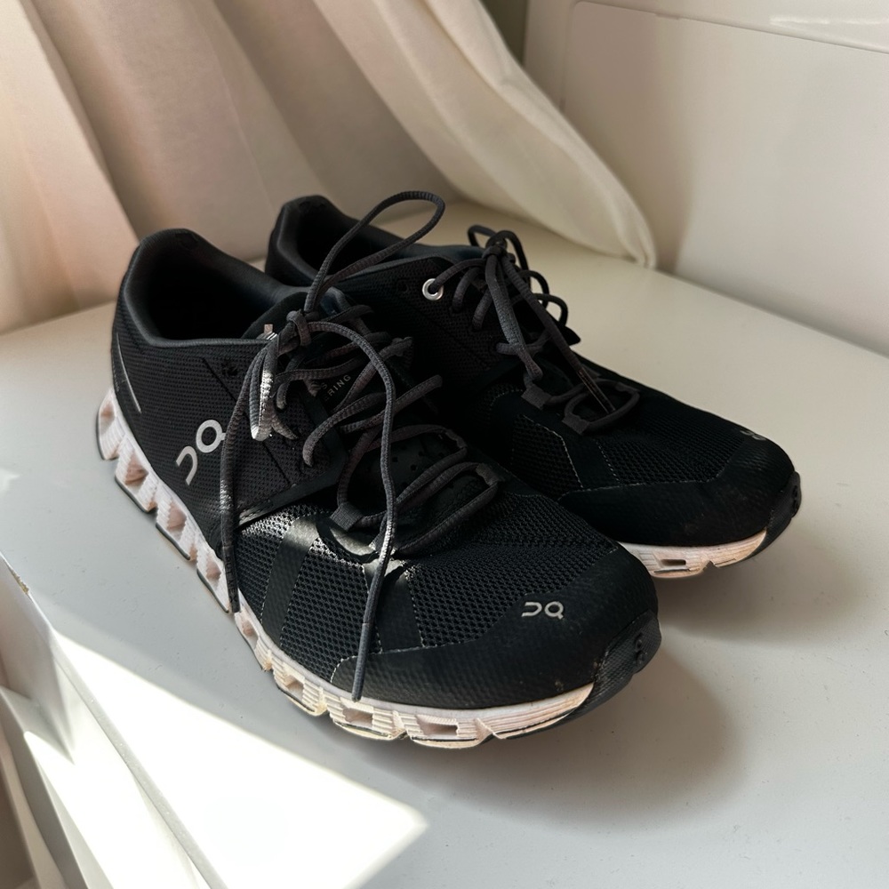 On running clouds